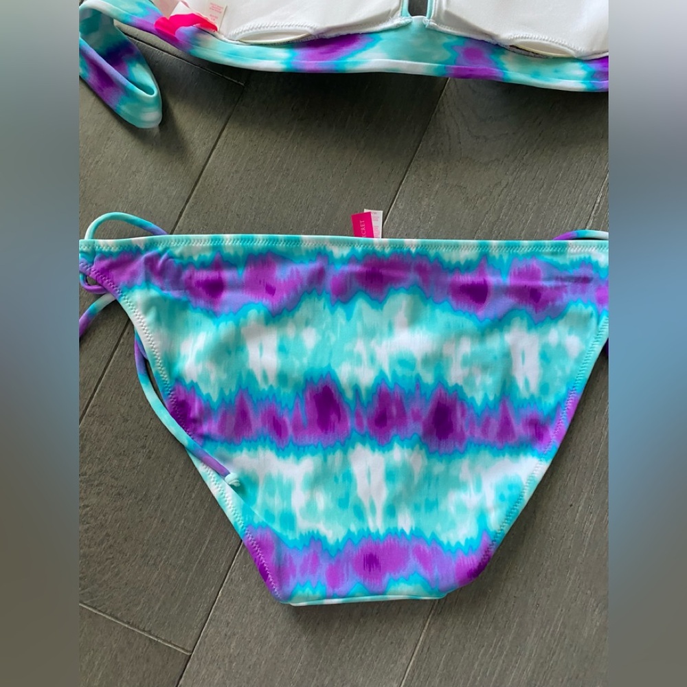 VICTORIA’S SECRET - Large/Medium Vibrant Tie-Dye Bikini - Picture 5 of 6